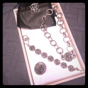 Myka jewelry set